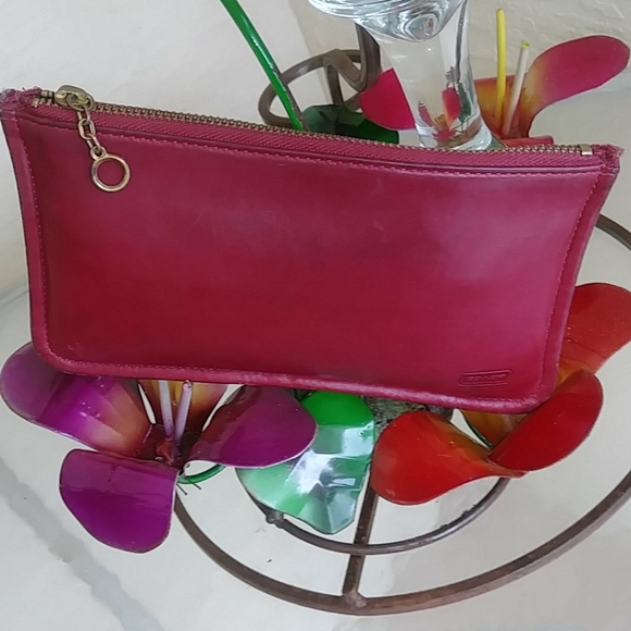 VINTAGE COACH SKINNY COSMETIC BAG - Picture 9 of 17